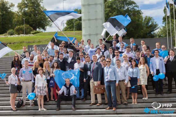 Youth EPP campaigns in Tallinn for mayoral candidate Eerik Niiles Kross